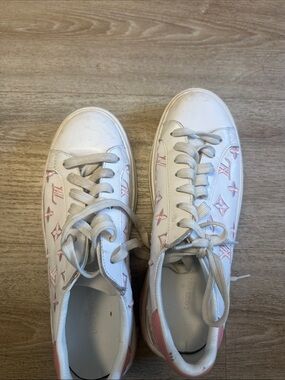 LV  White Leather Sneakers with Pink Monogram Accents